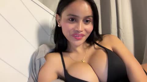 Maggie online show from May 21, 4:24 pm