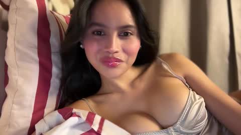 Snapshot of webcammaggie chatting on September 29, 5:56 pm Maggie online show from September 29, 5:56 pm