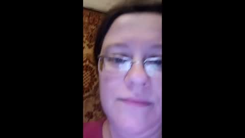 Snapshot of webgirl2 chatting on January 8, 12:06 am Marina online show from January 8, 12:06 am