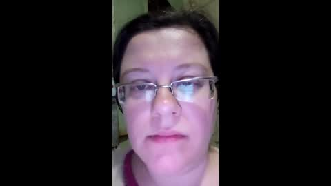 Snapshot of webgirl2 chatting on January 16, 2:41 pm Marina online show from January 16, 2:41 pm