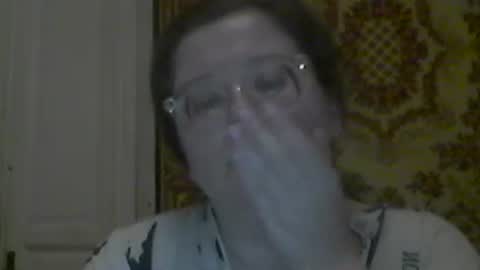 Snapshot of webgirl2 chatting on September 15, 9:38 pm Marina online show from September 15, 9:38 pm