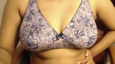 mina online show from March 16, 9:57 am