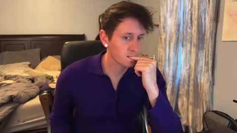 webslingxxxx online show from April 18, 11:27 pm