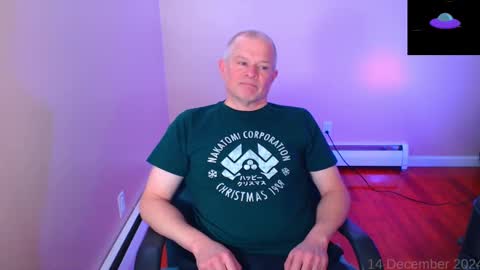 Chris online show from December 14, 5:58 pm