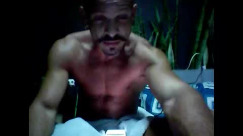 Snapshot of wellcrz chatting on September 28, 1:47 am wellcrz online show from September 28, 1:47 am