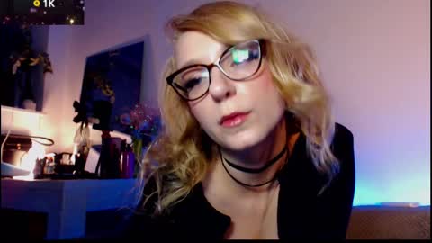 Snapshot of welliza chatting on February 21, 10:04 pm Liza online show from February 21, 10:04 pm
