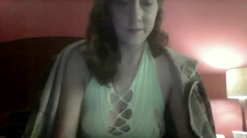 Snapshot of weluvwoman84 chatting on October 19, 11:04 am RiZZA and MiKE online show from October 19, 11:04 am