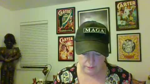 Snapshot of wendycu chatting on October 19, 4:17 am WendyCU online show from October 19, 4:17 am