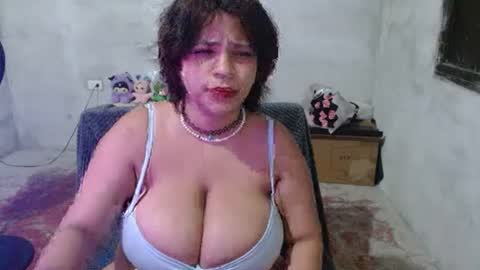Snapshot of wenkitty chatting on September 30, 7:24 pm kitty online show from September 30, 7:24 pm