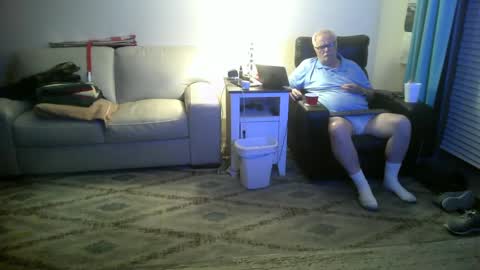 westtexas50 online show from October 2, 5:28 am