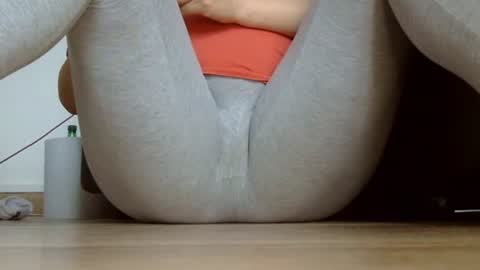 wet_pants2022 online show from September 22, 9:57 am