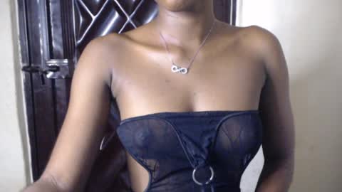 Bella online show from June 28, 2:57 pm
