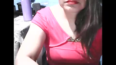 Snapshot of wethornypussy4u chatting on October 3, 4:32 am wethornypussy4u online show from October 3, 4:32 am