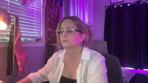 WetRainbows online show from February 14, 8:44 pm