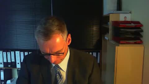 Snapshot of wetsuitedman chatting on September 23, 3:39 pm Franz online show from September 23, 3:39 pm