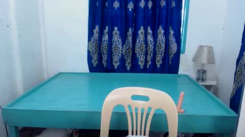 wettie_varsha online show from April 6, 4:32 am