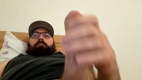 wheely19871606 online show from February 13, 9:39 pm