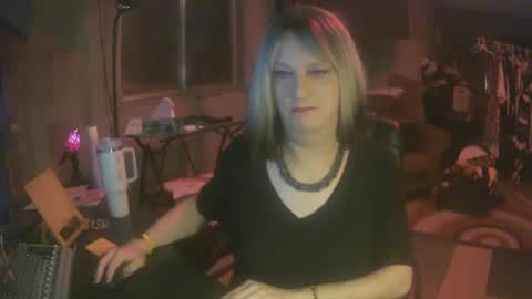 Whisper online show from January 12, 7:43 am