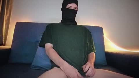 whispero_o online show from October 12, 9:13 am