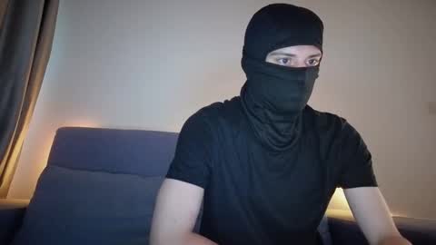 whispero_o online show from October 10, 7:58 am