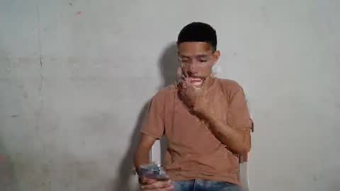 Snapshot of white_boy84723 chatting on January 26, 6:28 am white boy online show from January 26, 6:28 am