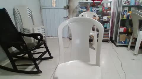 Snapshot of white_boy84723 chatting on January 20, 1:11 pm white boy online show from January 20, 1:11 pm