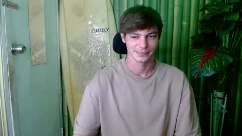 Snapshot of whiteboyinasia chatting on October 6, 10:11 am Christian online show from October 6, 10:11 am