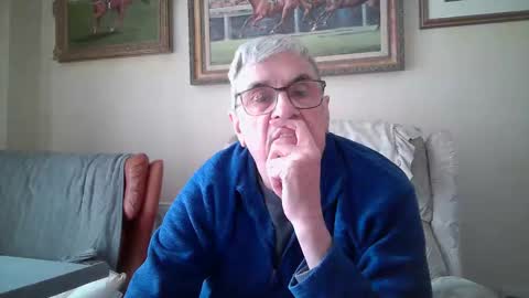 whitebriefs009 online show from May 7, 4:03 pm