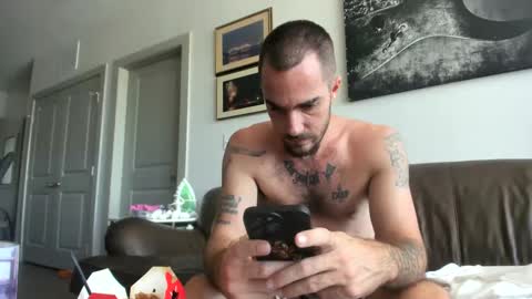 just  str8 stud nut  1000 online show from October 7, 4:36 pm