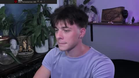 Gus online show from September 10, 7:37 pm