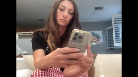 iamwhitneyoc online show from March 15, 12:04 am