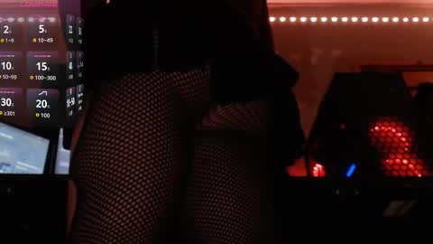 whoknowssss99 online show from November 6, 12:46 am