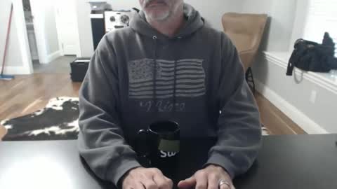 Snapshot of whyjonnie chatting on October 23, 3:13 pm Why Jonnie online show from October 23, 3:13 pm
