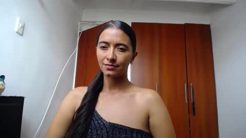 Ilauren online show from September 16, 5:27 pm