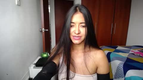 Ilauren online show from March 23, 11:48 am