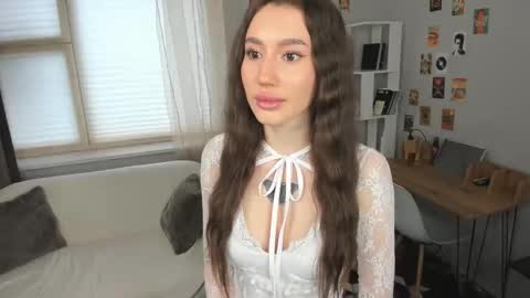 Anika online show from November 13, 8:28 am