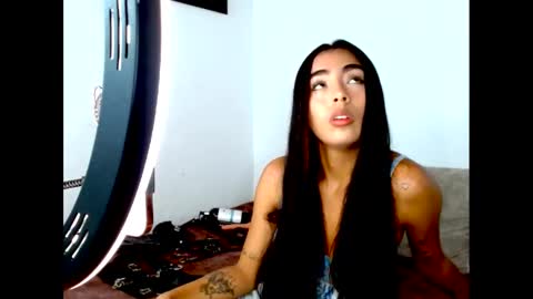 Snapshot of wild_roomxxx chatting on September 26, 12:07 am Wild RoomXxX online show from September 26, 12:07 am