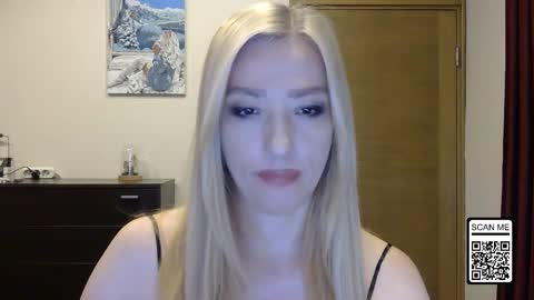 Snapshot of wild_silk_desire chatting on October 4, 1:31 pm Alina online show from October 4, 1:31 pm