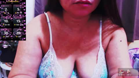 wildhotasianx online show from September 26, 9:12 pm