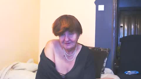 WildRedCat online show from October 2, 9:41 am