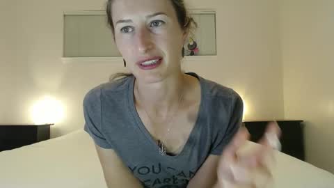 WildRose L - check my Pinned tweet if you dont see me online within 5 minutes after Ive sent email notifications online show from October 1, 2:10 am