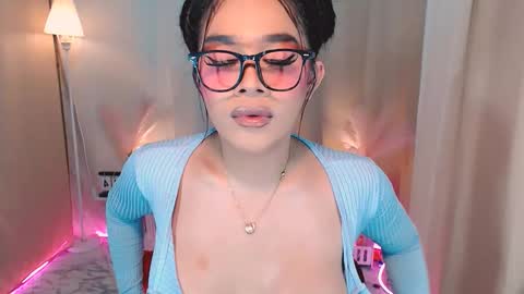 shea online show from September 19, 8:51 am