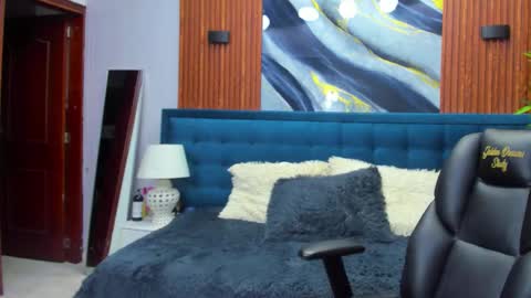 wild online show from January 17, 2:43 am