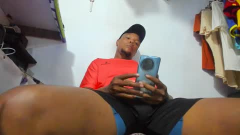 Snapshot of wilfer484725 chatting on October 7, 12:28 am wilfer online show from October 7, 12:28 am