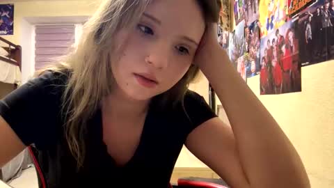 Olivia online show from February 4, 5:28 pm