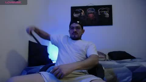 William Steel online show from July 4, 11:58 am