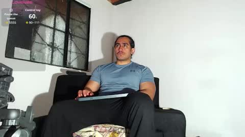 willianm777 online show from February 24, 3:42 am