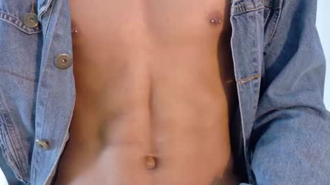 Snapshot of willy_veins chatting on October 13, 3:25 pm willy_veins online show from October 13, 3:25 pm