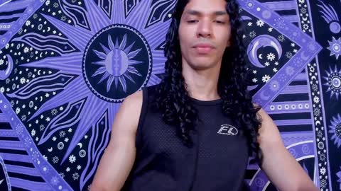 Snapshot of willy_veins chatting on February 3, 6:07 pm willy_veins online show from February 3, 6:07 pm