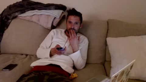 willylee88 online show from January 19, 4:44 am